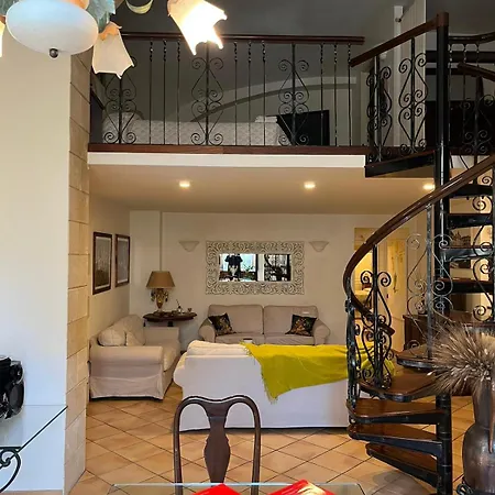 Διαμέρισμα Loft Tanzi *
